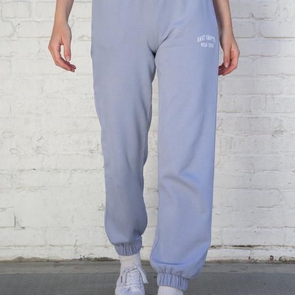 Brandy Melville Rosa sweatpants - Picture 1 of 3